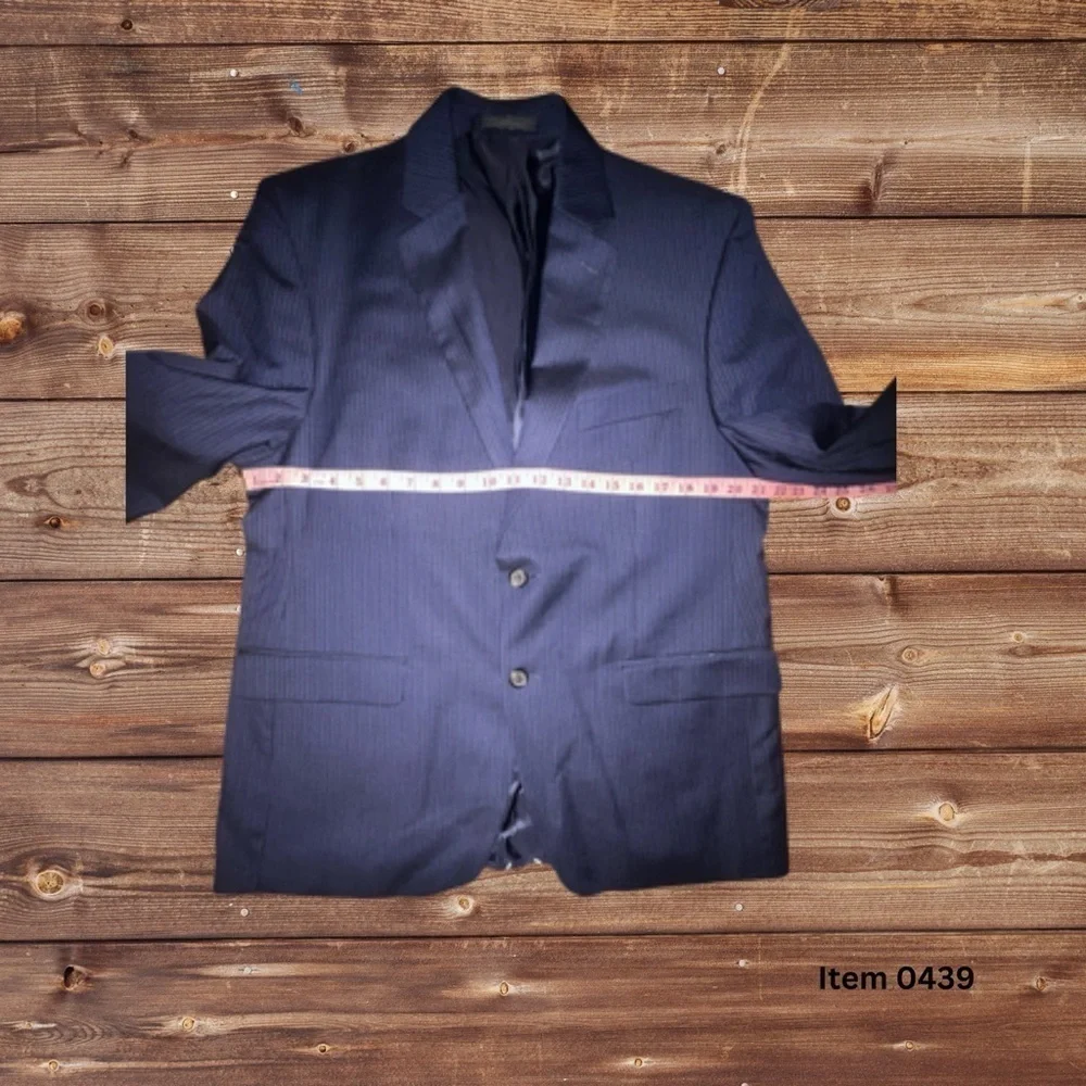 Lauren Ralph Lauren Men’s Navy Pinstripe Blazer - 42 Short